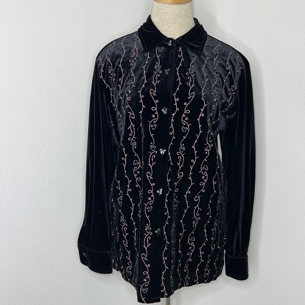 🔹 Disney Velour Button Up Shacket